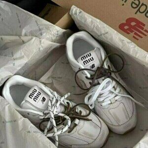 New Balance x Miu Miu 530 running shoes Women's size